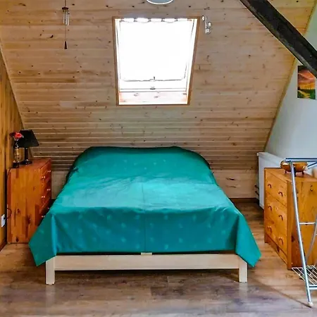 アパート 2 Bedroom Stunning Apartment In Chwarzenko *