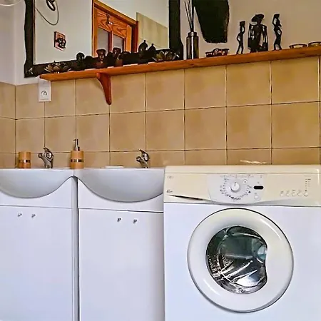 Cozy Apartment In Chwarzenko With Wifi Apartament *